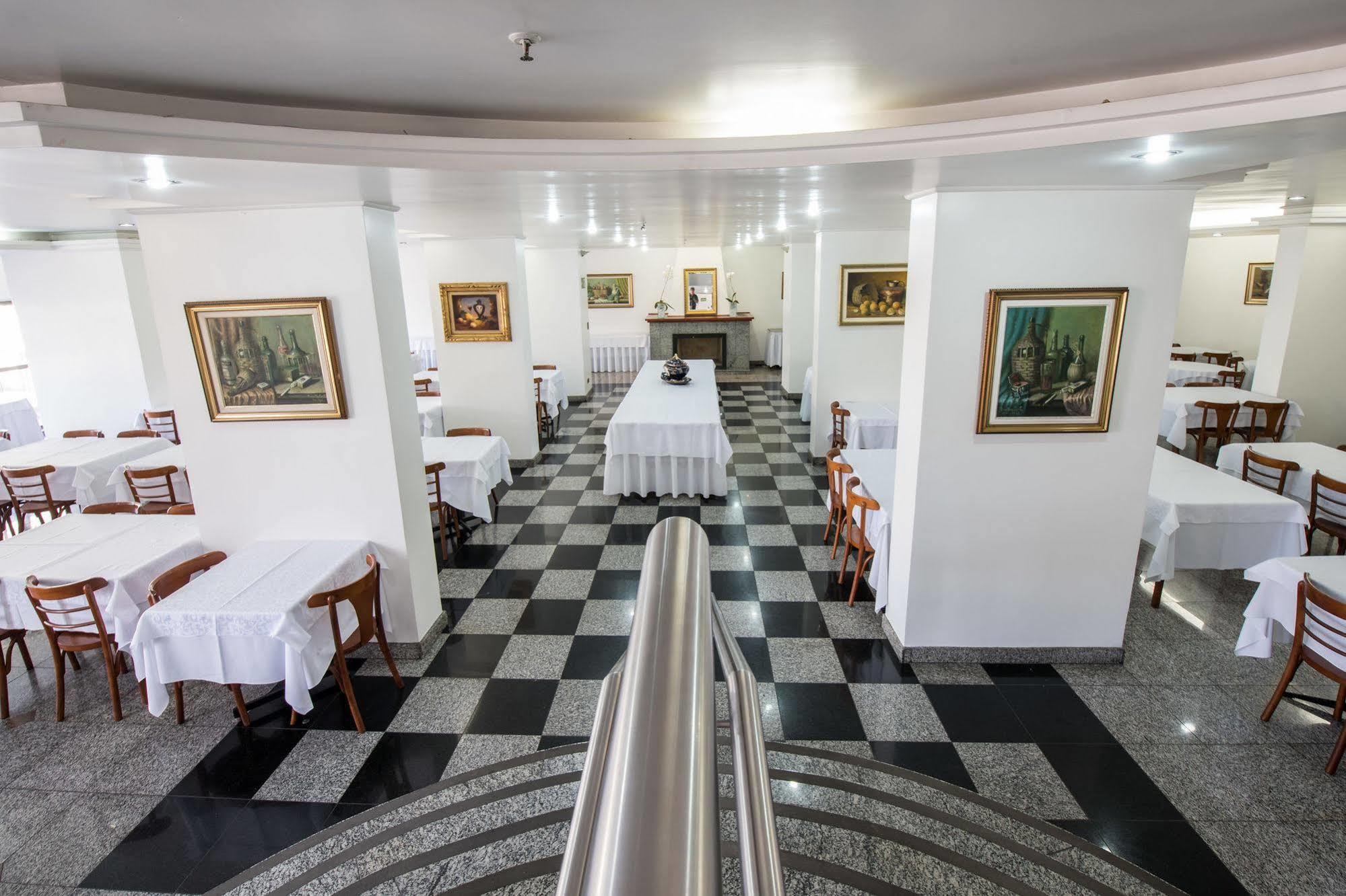 Hotel Carlton Plaza Посус-ди-Калдас Экстерьер фото